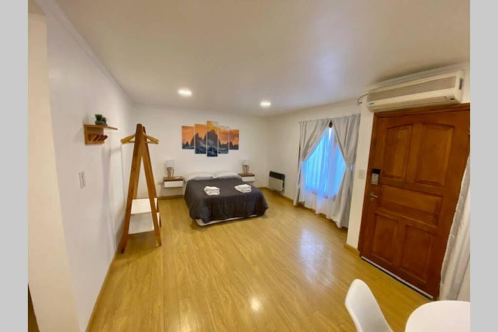 Departamento Amplio En Pleno Centro Apartman El Calafate Kültér fotó