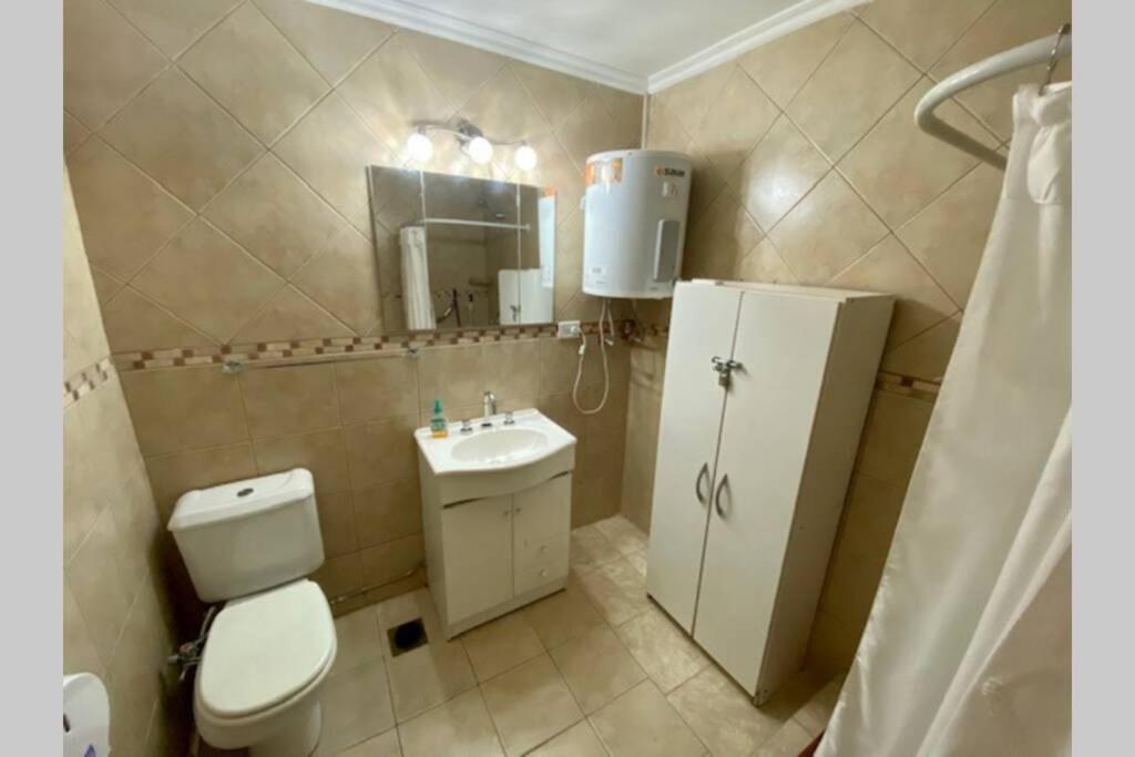 Departamento Amplio En Pleno Centro Apartman El Calafate Kültér fotó